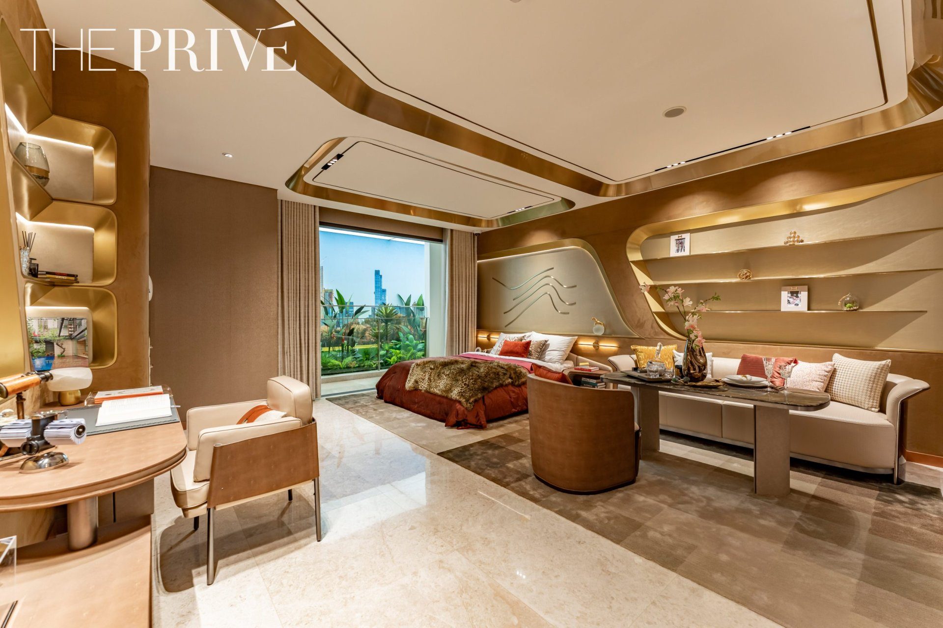 Căn hộ mẫu 1PN The Privé với cửa kính lớn nhìn ra cây xanh nội khu